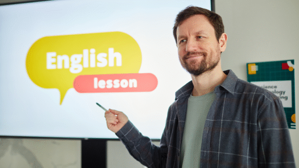 KHÓA HỌC BỨT PHÁ IELTS 4.0+